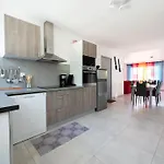 La Tulipe Maison A Deux Pas De La