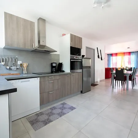 La Tulipe Maison A Deux Pas De La